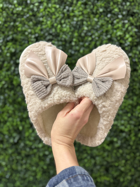 Neutral Bow Slippers